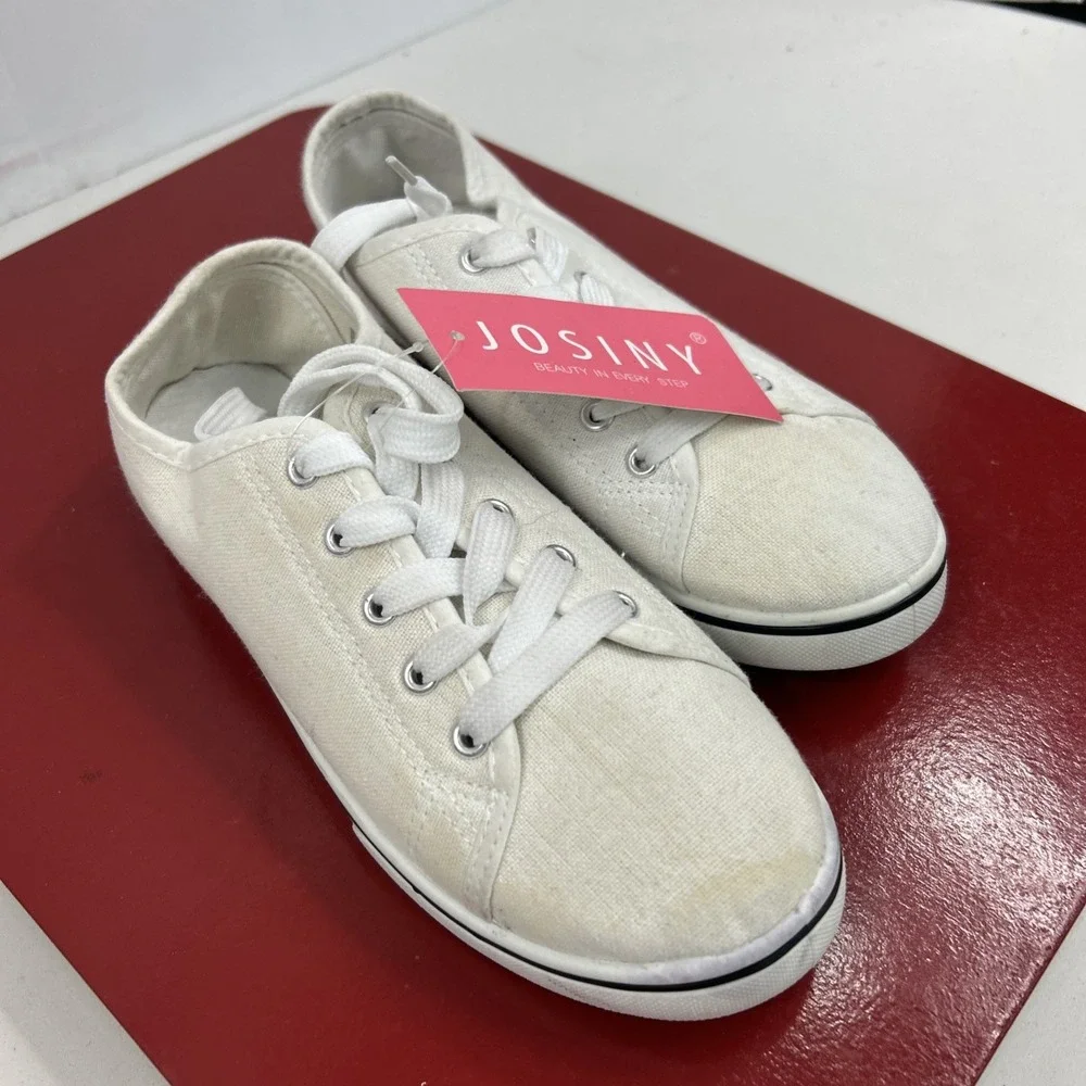 White Canvas Sneakers US 5 Lace‎ Up Shoes Classic Preppy